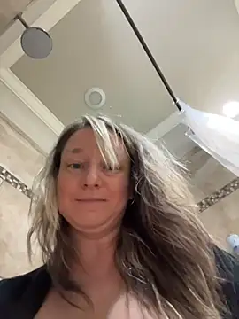  Vivian_MayXxX chat room