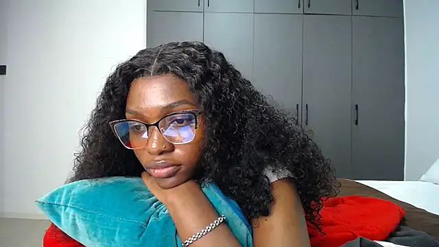 pretty_liya08 (F young) - PAY MY RENT DADDY