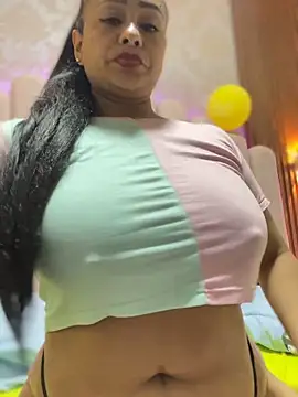 Niselllld - Female webcam sex chat