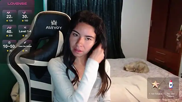 alice_middlee
