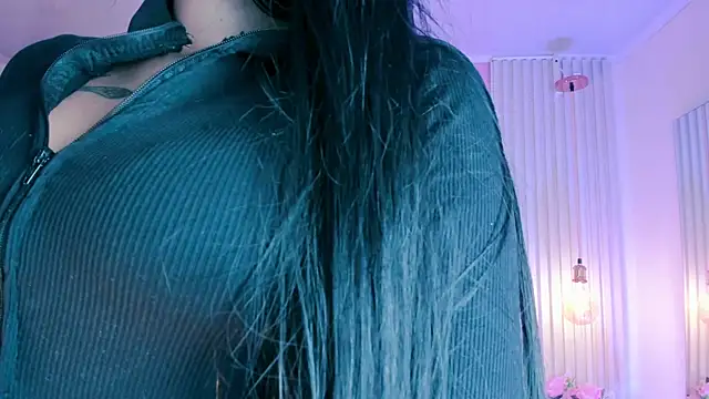 Ariana_west_