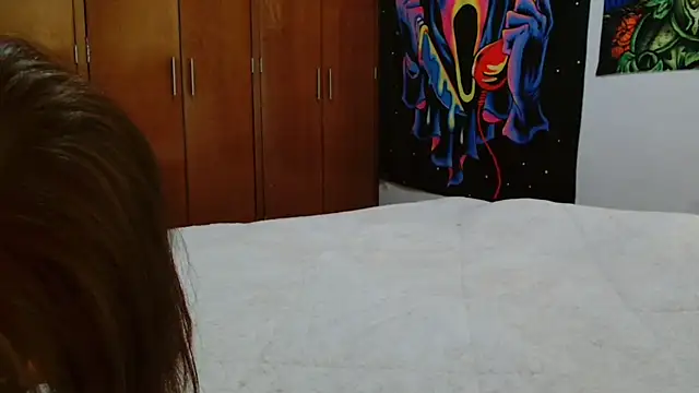 mini_petite (Ask my age) - remove skirt .. 5 min vibrator in pussy