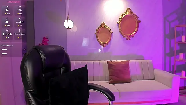 CorinneRusso webcam