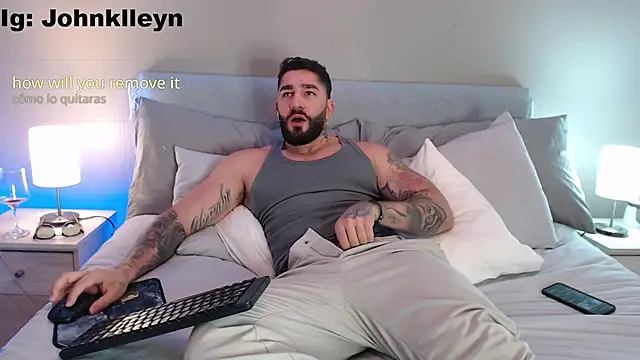 jonhklleyn - Jonhklleyn's free webcam - UK Sex Cams