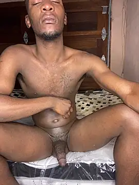 rawfreakyverse - RAWFREAKYVERSE's free webcam - UK Sex Cams