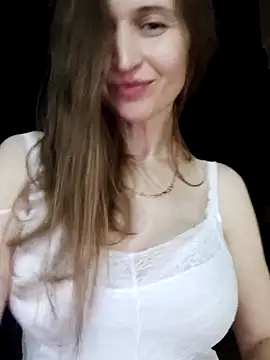irresistibelle - Irresistibelle's free webcam - UK Sex Cams