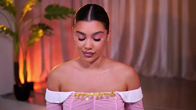 NatyDesiree webcam
