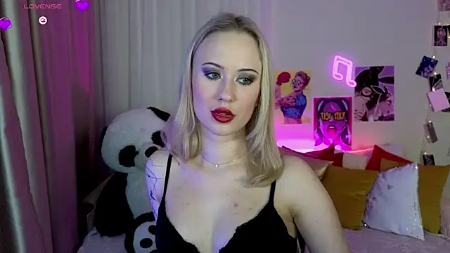 SashaBrooks webcam