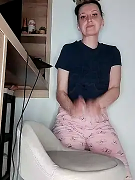 goddessm00n1 - Goddessm00n1's free webcam
