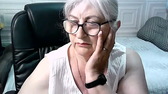 lolkaalyss - LolkaAlyss's free webcam - UK Sex Cams