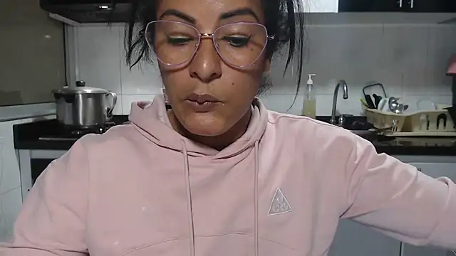 kateleyagrey - Kateleyagrey's free webcam - UK Sex Cams