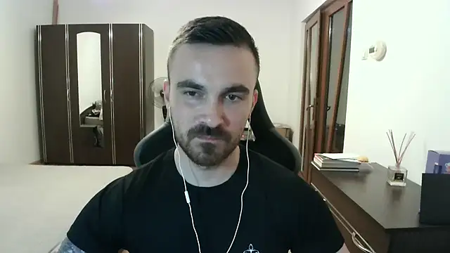 mu5clemania2 - Mu5clemania2's free webcam - UK Sex Cams