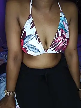 kiara_xxo - Kiara_xxo's free webcam - UK Sex Cams
