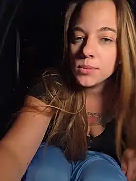 luna_lynn - Luna_Lynn's free webcam - UK Sex Cams