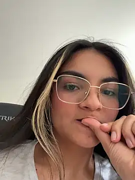 cat2525 - Cat2525's free webcam - UK Sex Cams