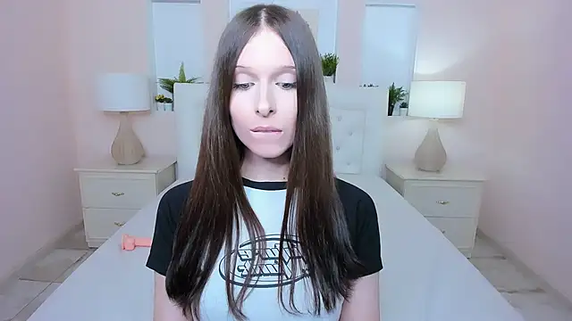 dark_k1tty (T teen) - cum show