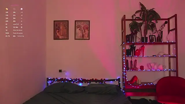 Olivia_Faye