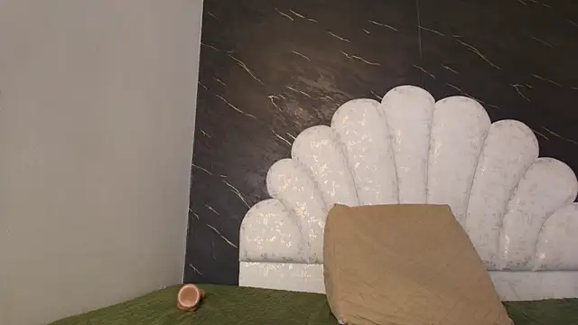 kissme_luna - Kissme_luna's free webcam - UK Sex Cams