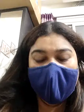 indianlisa5 - Indianlisa5's free webcam - UK Sex Cams