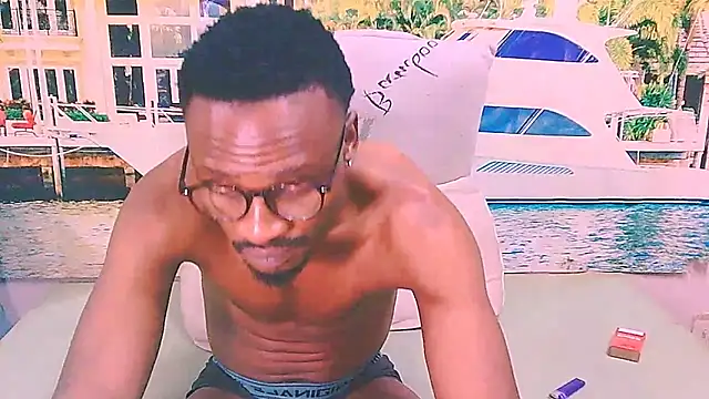 Live sex cam di EbonyTiger69