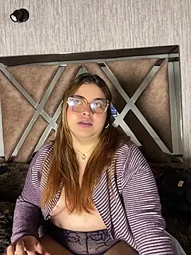 zoebennett_pink - ZoeBennett_Pink's free webcam - UK Sex Cams