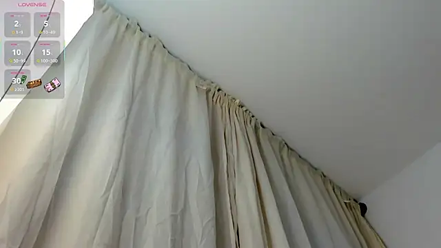 light_eyes_ webcam