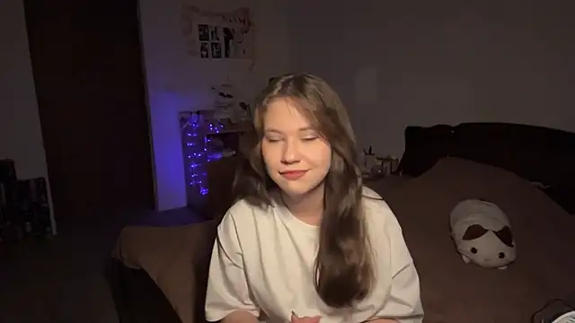 nyellespir - NyelleSpir's free webcam - UK Sex Cams
