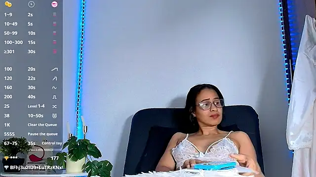 allylouis - AllyLouis's free webcam - UK Sex Cams