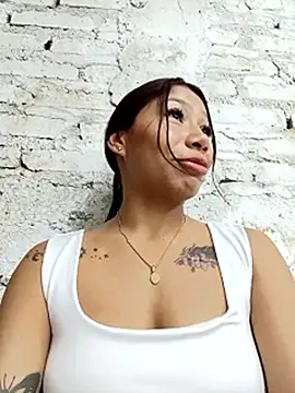 rous-squir - Rous-squir's free webcam - UK Sex Cams