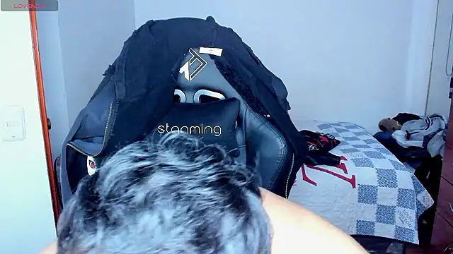 tommy_bred - Tommy_Bred's free webcam - UK Sex Cams