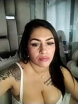 chelaqueen_ - Chelaqueen_'s free webcam - UK Sex Cams