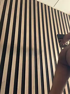 alex_bloom - Alex_Bloom's free webcam - UK Sex Cams