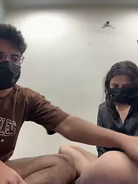 jaanvikapoor webcam
