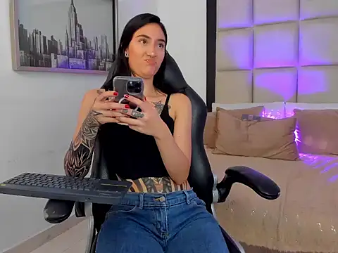 MeganPresleyy webcam stripchat model stream image