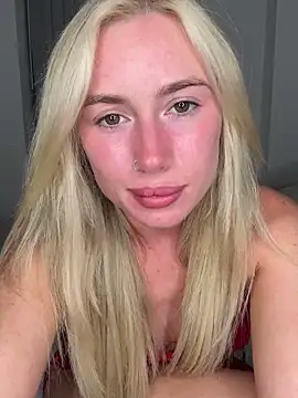 sexysaraxxoo - SexySaraxxoo's free webcam - UK Sex Cams