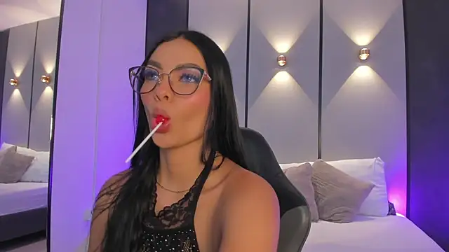 emily_tolson webcam