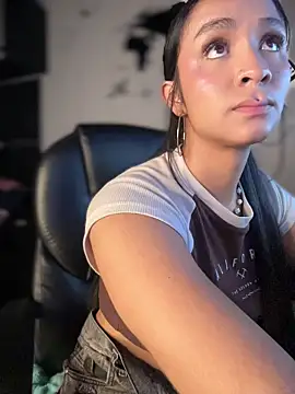 Preview of isabella-teen