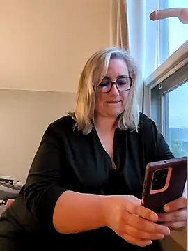 Canadian_BBW Live Webcam on Stripchat