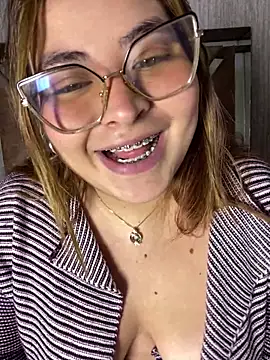 ZoeBennett_Pink
