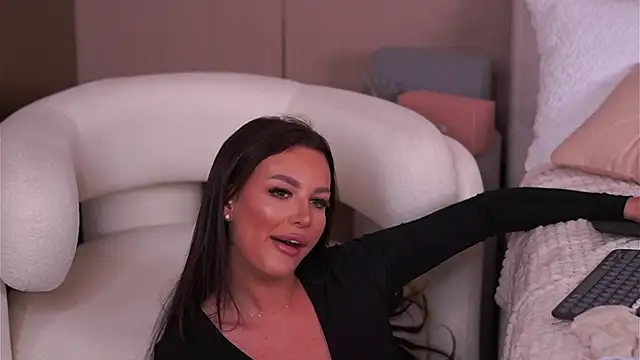 Preview of olivianoirr