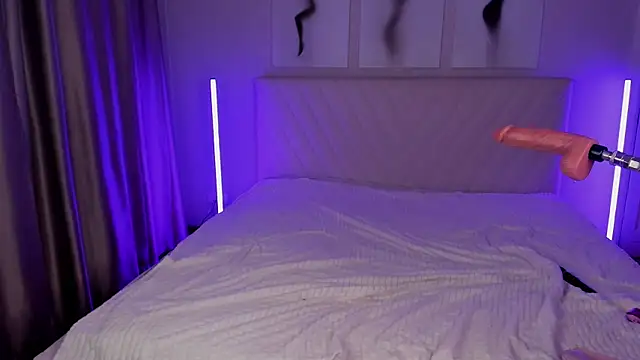 EmmaBarbs webcam
