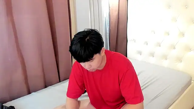 davincihugecock live sex cam