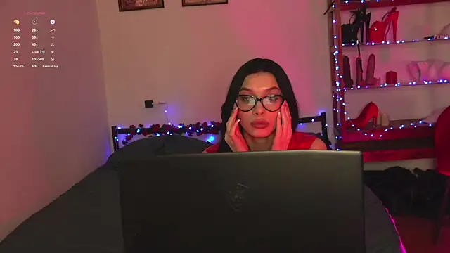 Olivia_Faye webcam