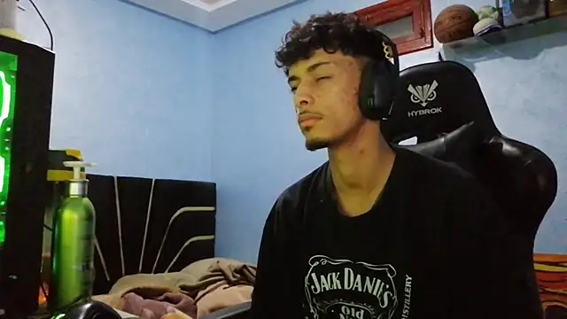 Dark_DesireX webcam