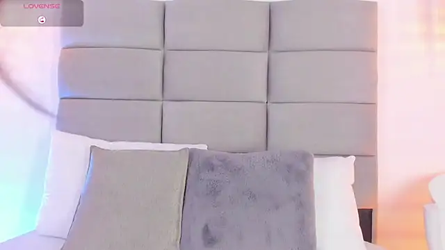 SensuallJenn