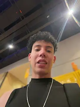 yoursexyjose webcam