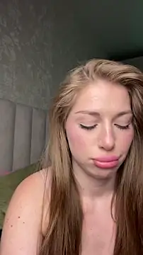 LeilaFloraX