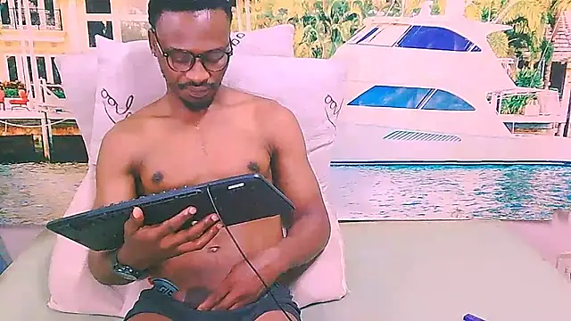 EbonyTiger69