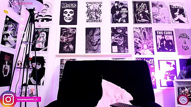 Lexyjoycce live sex cam