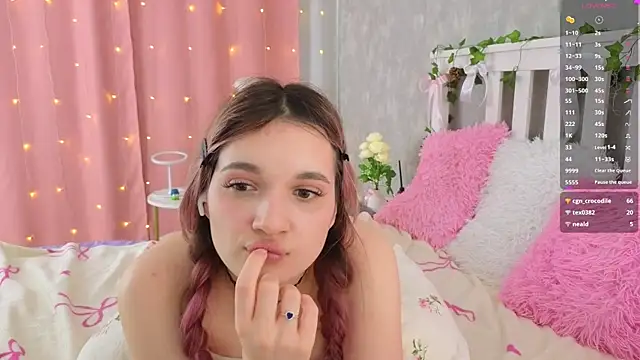 vivyboo111 - Vivyboo111's free webcam - UK Sex Cams